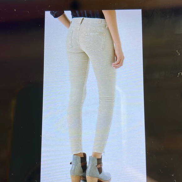 7 For All Mankind Ivory Corduroy Skinny Leg Jeans size 26 - Picture 2 of 13
